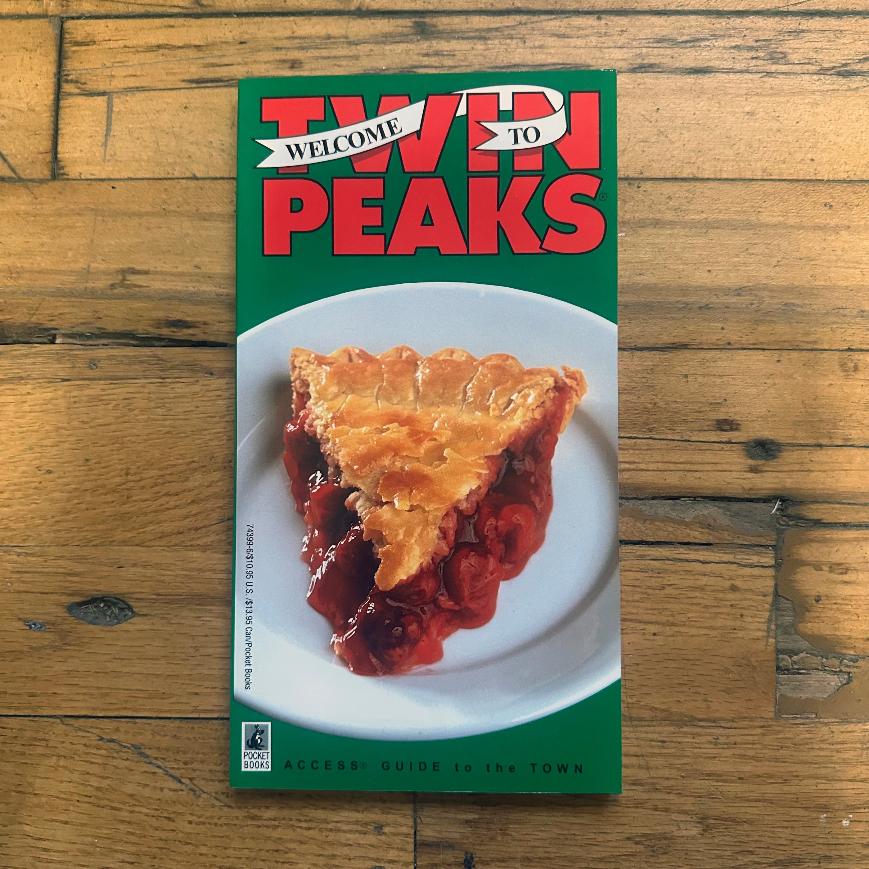 Welcome to Twin Peaks Paperback